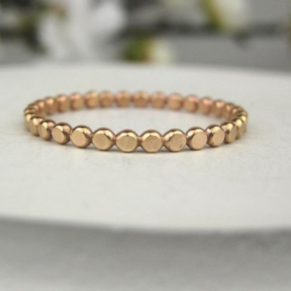 Gold ring - Picture 2 of 3